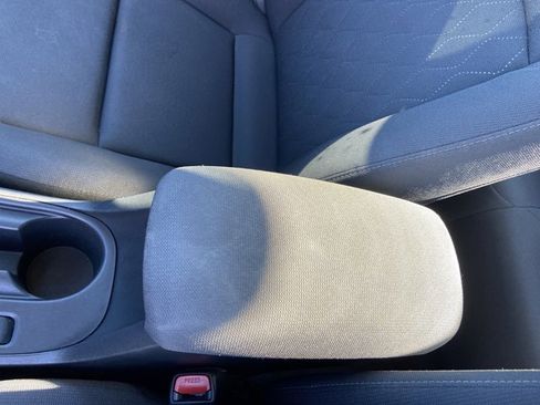 Used 2024 Toyota Corolla LE image 39