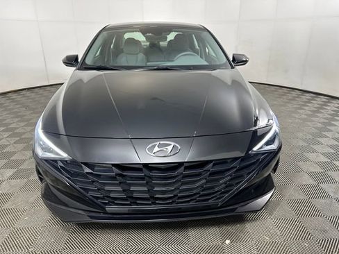 Used 2023 Hyundai Elantra SEL image 8