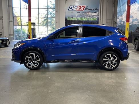 Used 2020 Honda HR-V Sport image 2