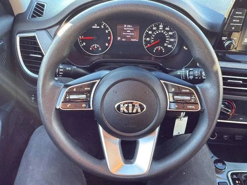 Used 2021 Kia Seltos LX AWD/4WD image 10