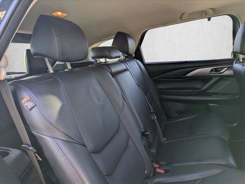 Used 2018 MAZDA CX-9 Touring w/ Touring Premium Package image 18