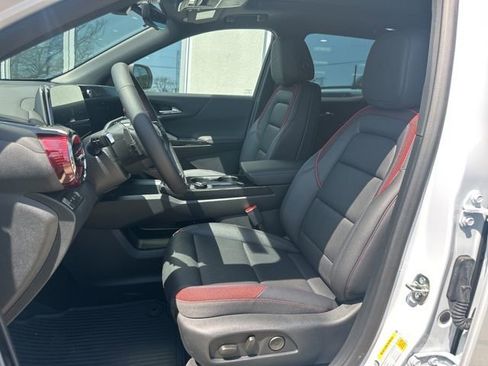 New 2026 Chevrolet Equinox RS w/ Convenience Package III AWD/4WD image 9