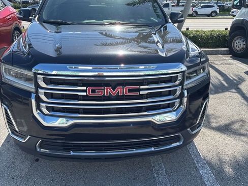 Used 2021 GMC Acadia SLE FWD image 2