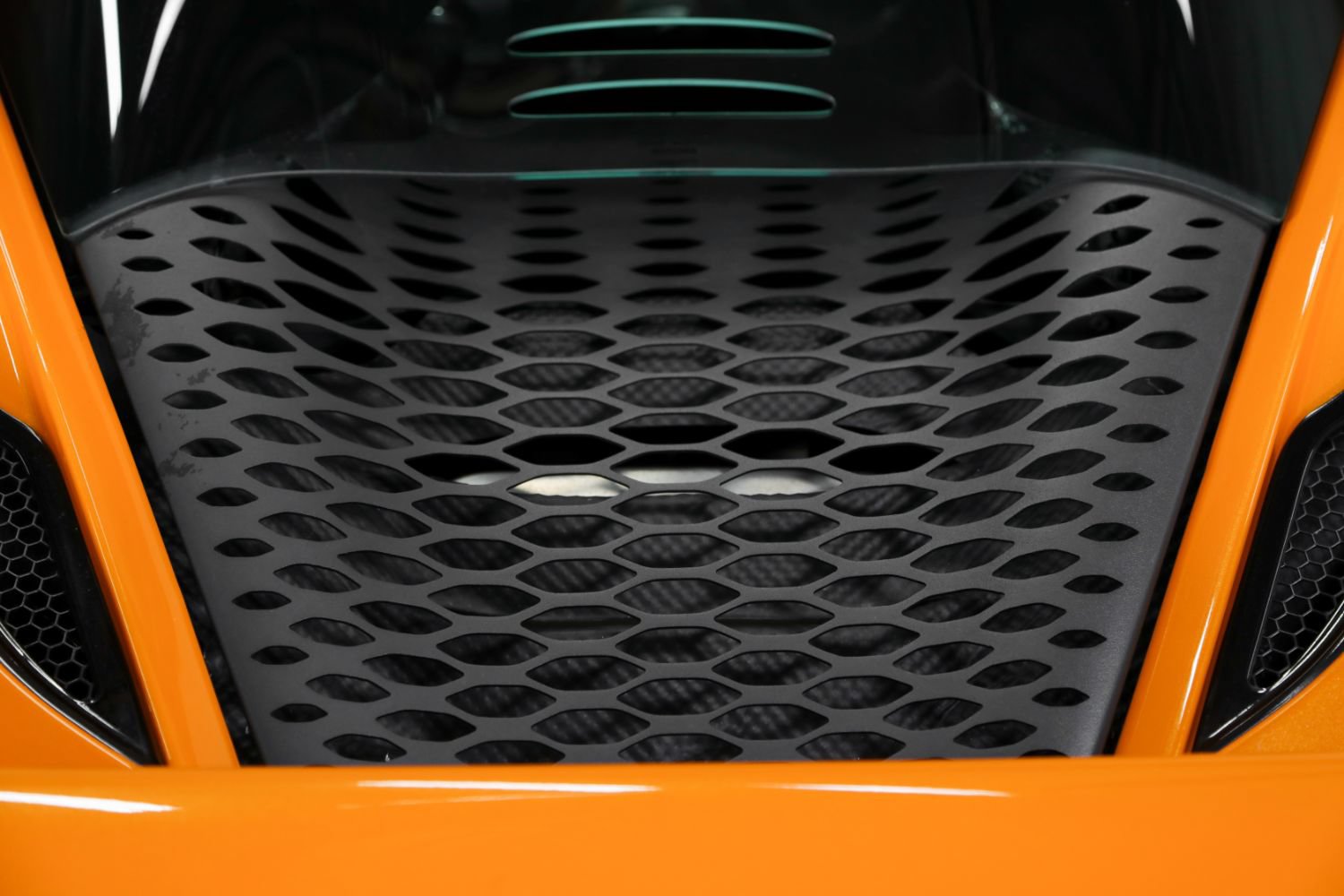 Used 2021 McLaren 765LT RWD image 27