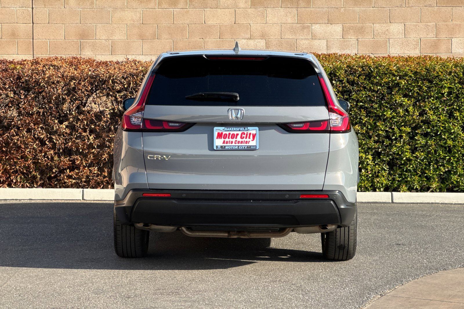 Used 2025 Honda CR-V EX-L image 5