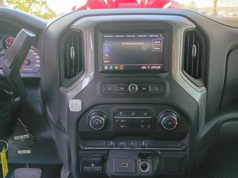 Used 2020 Chevrolet Silverado 1500 Custom Trail Boss w/ Custom Convenience Package AWD/4WD image 21