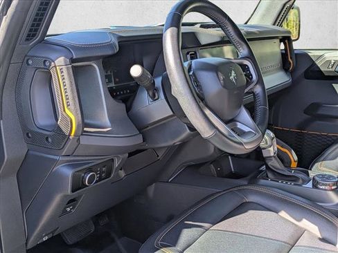 Used 2024 Ford Bronco Badlands image 9