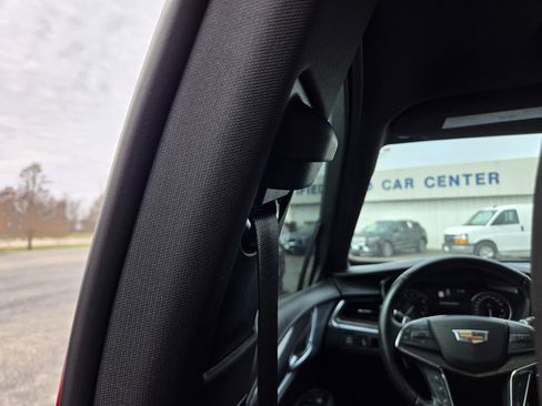 Used 2023 Cadillac XT5 Sportv AWD/4WD image 31