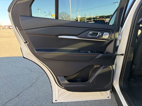 New 2026 Ford Explorer Tremor w/ Tremor Ultimate Package AWD/4WD image 16