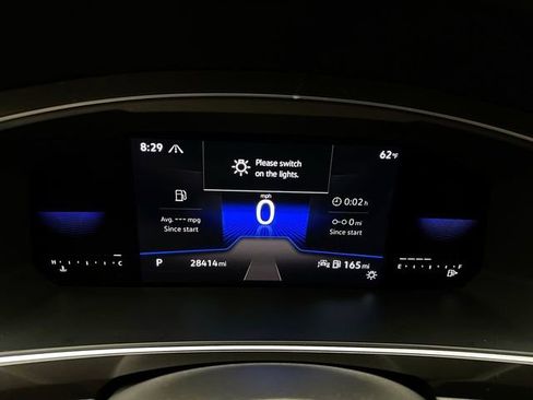 Used 2022 Volkswagen Tiguan SE image 15