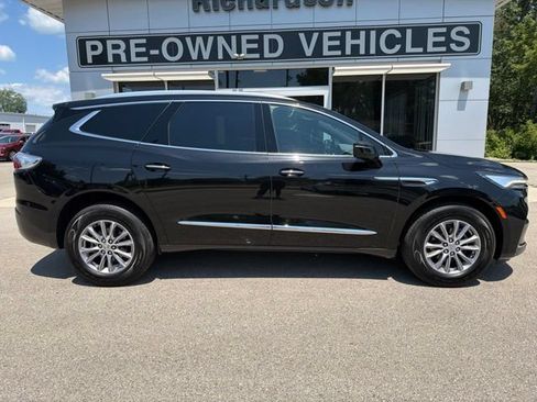 Certified 2023 Buick Enclave Essence w/ Trailering Package, 5000 lbs. AWD/4WD image 2