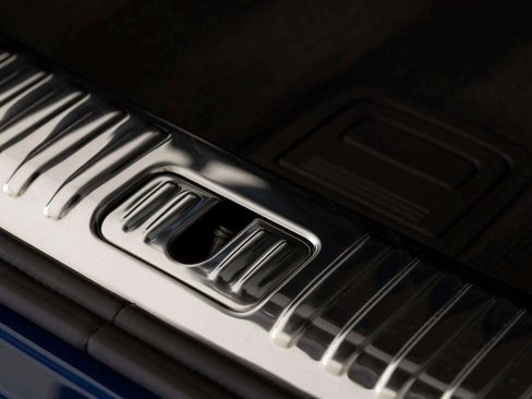 Used 2025 Audi RS Q8 performance image 31