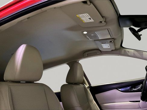 Used 2022 Nissan Rogue Sport SL image 27