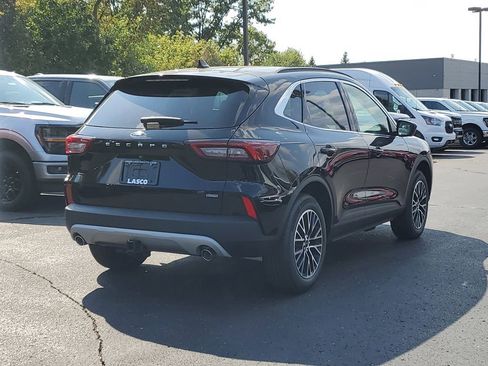 New 2025 Ford Escape Base w/ PHEV Premium Package image 4