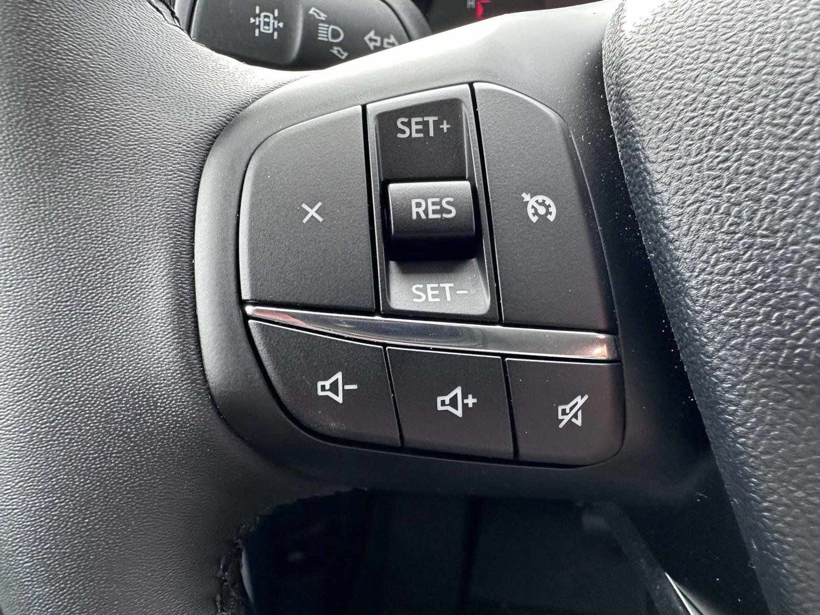 Used 2026 Ford Maverick XLT w/ Equipment Group 301A AWD/4WD image 18
