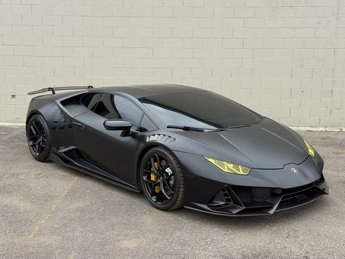 Used 2017 Lamborghini Huracan LP 580-2 RWD image 17