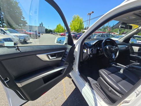 Used 2013 Mercedes-Benz GLK 350 4MATIC image 20
