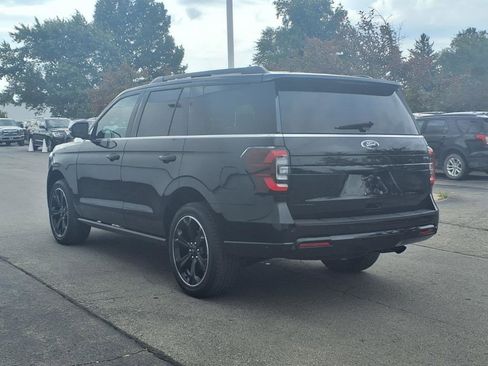 Certified 2022 Ford Expedition Limited image 4