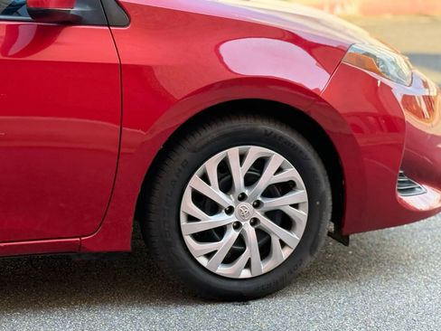 Used 2019 Toyota Corolla LE FWD image 7