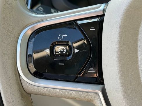 Used 2019 Volvo S60 T5 Momentum w/ Premium Package FWD image 15