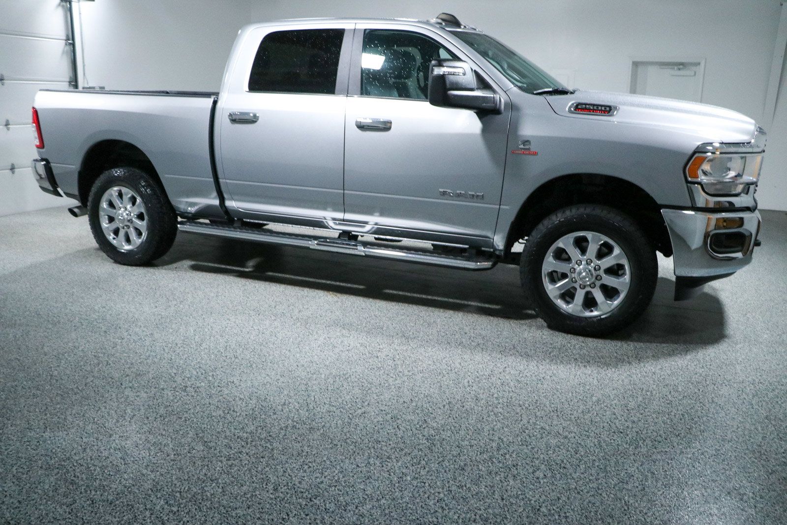 Used 2023 RAM 2500 Big Horn w/ Level 1 Equipment Group AWD/4WD image 6