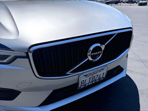 Used 2019 Volvo XC60 T5 Momentum w/ Advanced Package AWD/4WD image 33
