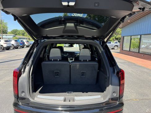 Used 2020 Cadillac XT6 Premium Luxury AWD/4WD image 7