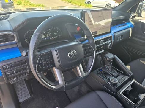 Used 2024 Toyota Tacoma TRD Off-Road image 12