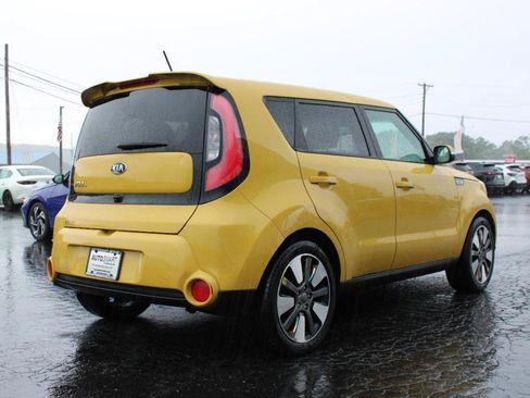 Used 2014 Kia Soul ! w/ Sun & Sound Package FWD image 4
