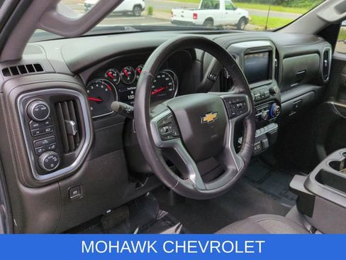 Certified 2022 Chevrolet Silverado 1500 LT AWD/4WD image 11