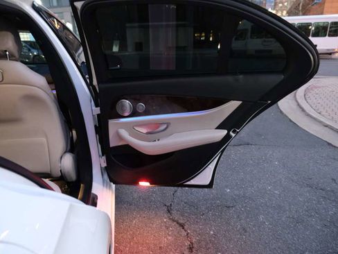 Used 2019 Mercedes-Benz E 300 4MATIC w/ Premium 1 Package image 26