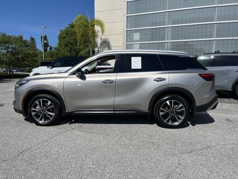 Certified 2023 INFINITI QX60 Luxe w/ Cargo Package AWD/4WD image 6