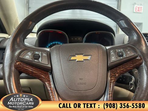 Used 2013 Chevrolet Malibu LT FWD image 23