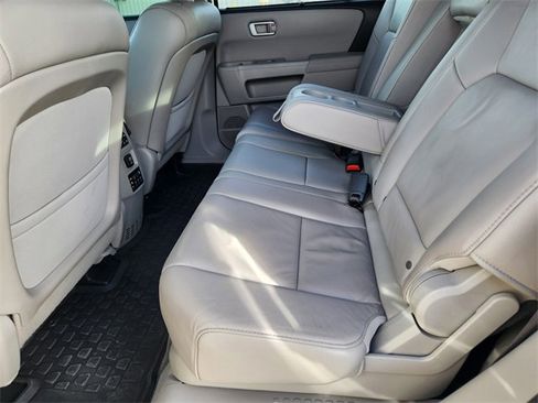 Used 2013 Honda Pilot Touring image 21