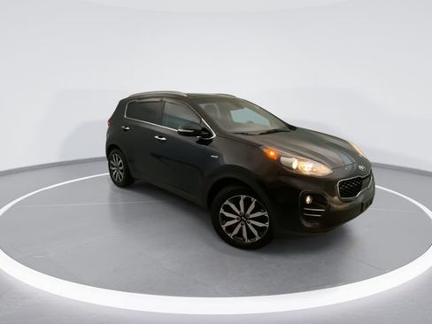 Used 2017 Kia Sportage EX w/ EX Technology Package AWD/4WD image 8