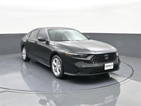 New 2026 Honda Accord LX image 18