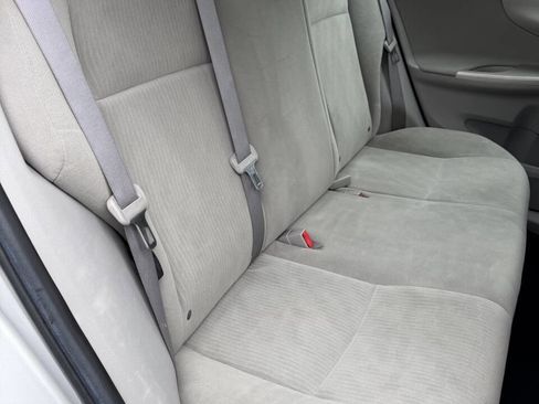 Used 2010 Toyota Corolla LE image 21