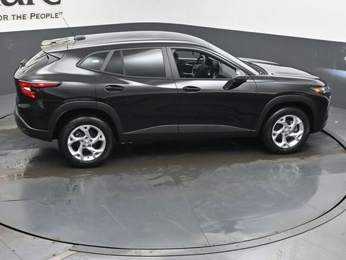 New 2026 Chevrolet Trax LS image 17