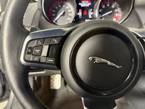 Used 2015 Jaguar F-TYPE S RWD image 17