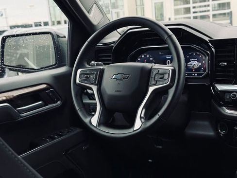 Used 2025 Chevrolet Silverado 1500 RST image 26