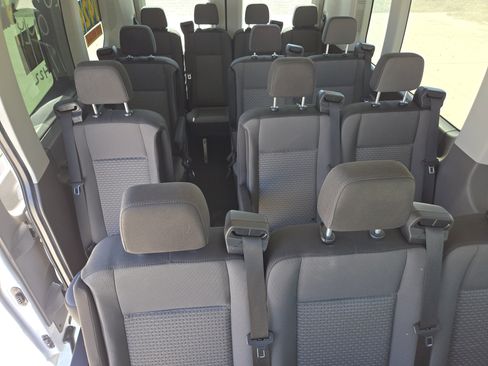 Used 2025 Ford Transit 350 XLT image 28