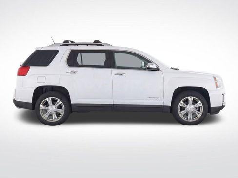 Used 2017 GMC Terrain SLT w/ Driver Alert Package I AWD/4WD image 9