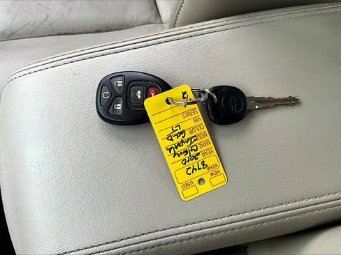 Used 2010 Chevrolet Impala LT w/ Luxury Edition Package image 32