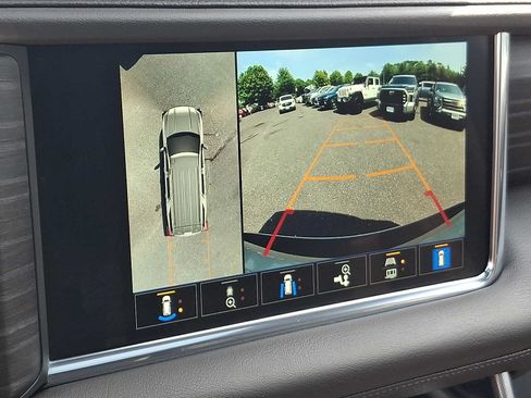Used 2023 GMC Yukon Denali AWD/4WD image 22