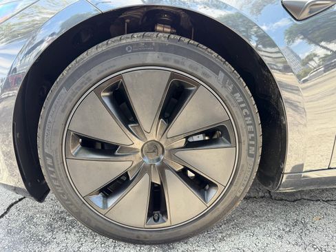 Used 2024 Tesla Model 3 Standard Range RWD image 8