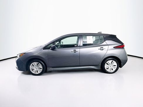 Used 2024 Nissan Leaf S FWD image 4