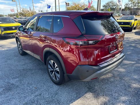 Certified 2023 Nissan Rogue SV image 8