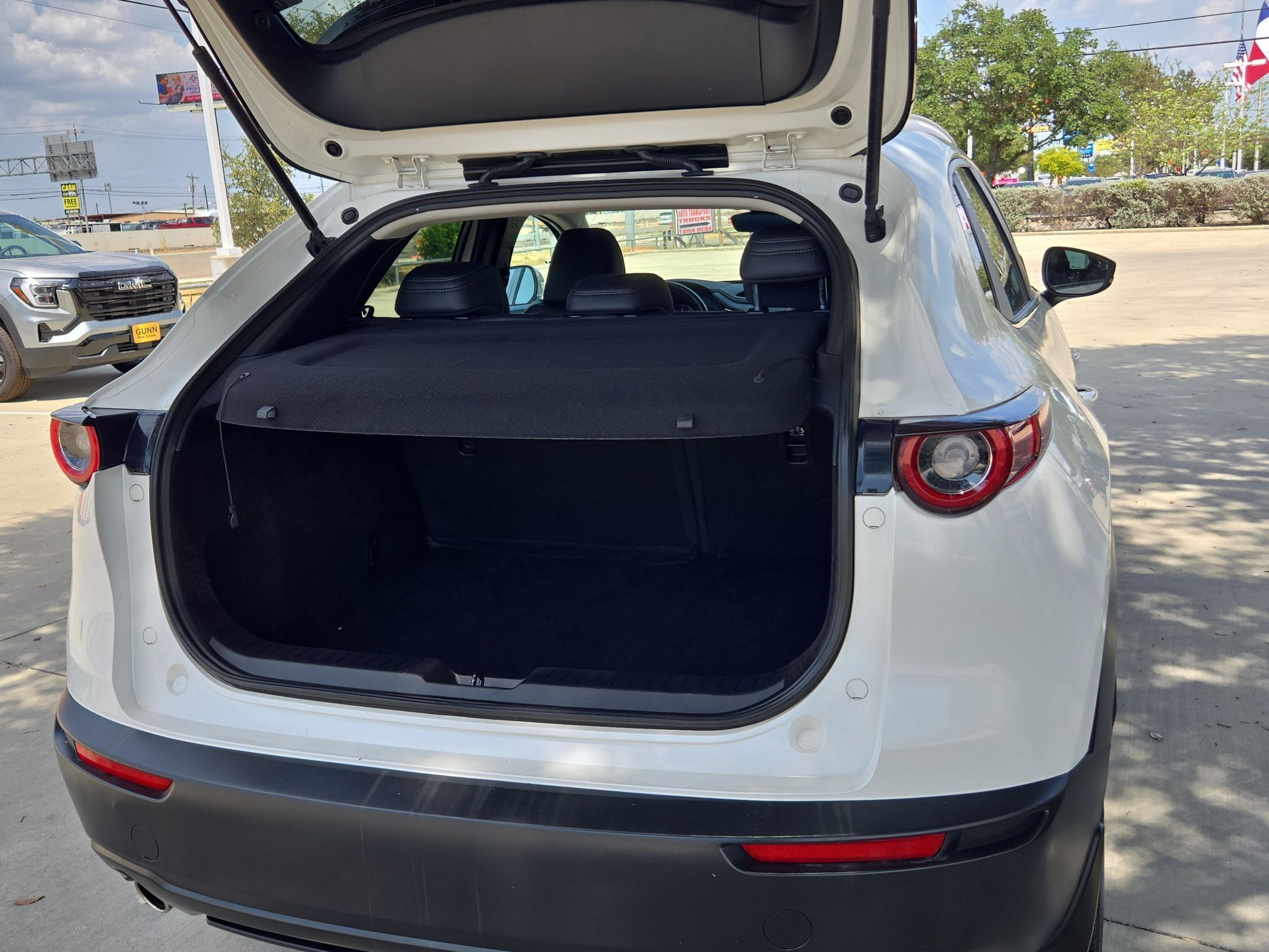 Used 2025 MAZDA CX-30 AWD 2.5 S w/ Preferred Package image 23