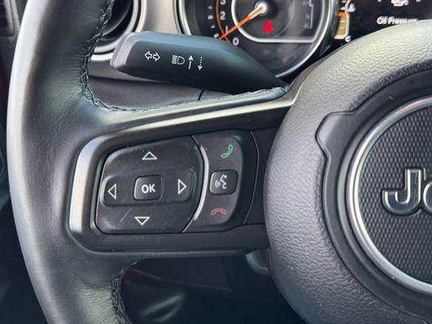 Certified 2022 Jeep Wrangler Unlimited Sport w/ Sun And Sound Package AWD/4WD image 23