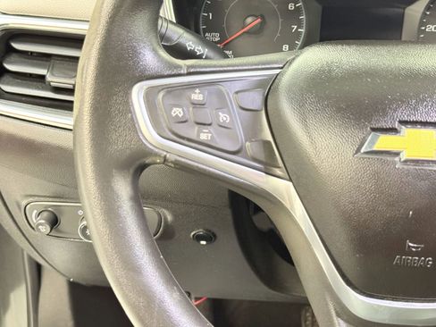 Used 2018 Chevrolet Equinox LS image 29